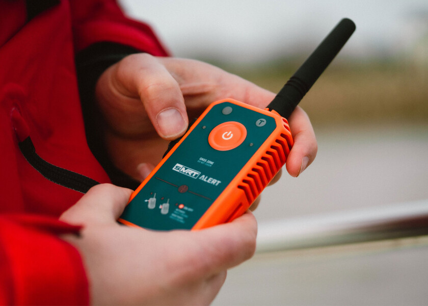 sMRT ALERT AIS MOB có VHF DSC và GPS Galileo